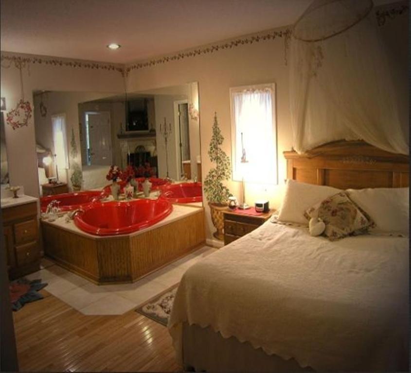 Black Forest Bed & Breakfast Helen Phòng bức ảnh